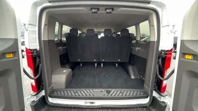 Used 2023 Ford Transit 350 XLT RWD image 5