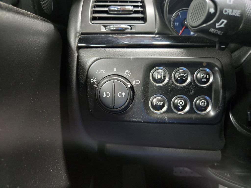 Used 2016 Maserati GranTurismo Sport RWD image 16