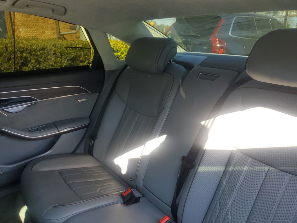 Used 2020 Audi A8 L 3.0T w/ Executive Package image 27