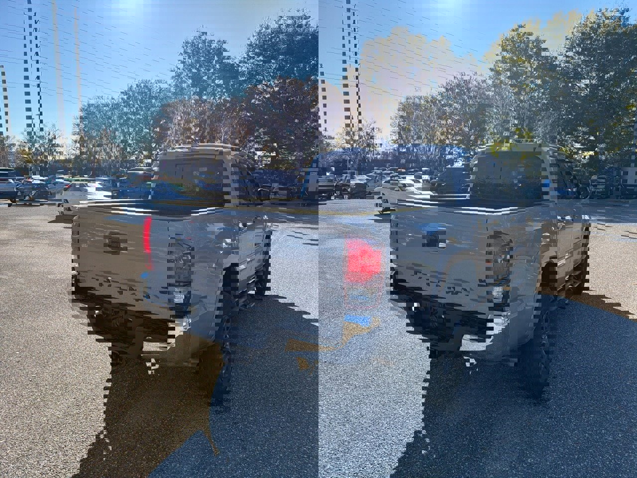 Used 2021 Toyota Tacoma SR5 image 3