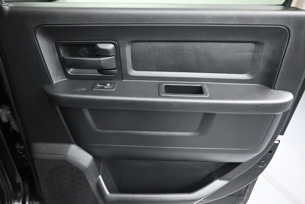 Used 2016 RAM 2500 Tradesman w/ Chrome Appearance Group AWD/4WD image 31