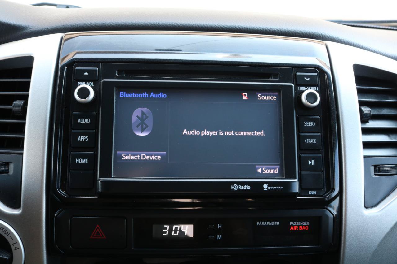 Used 2014 Toyota Tacoma 4x4 Double Cab w/ TRD Sport Package image 25