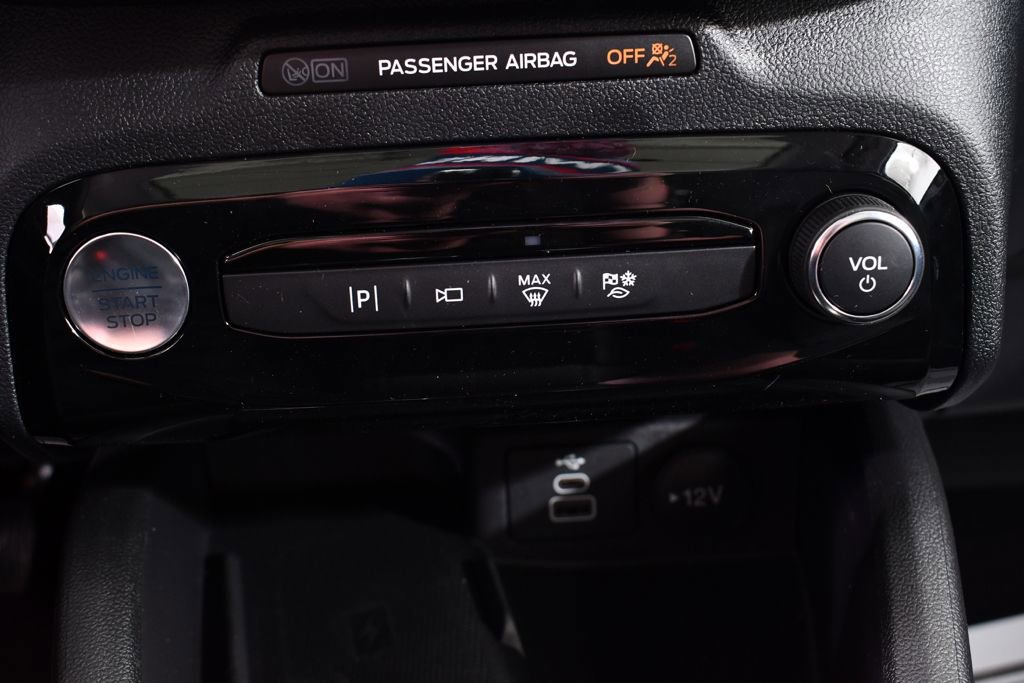 New 2026 Ford Escape SE w/ PHEV Premium Package FWD image 28