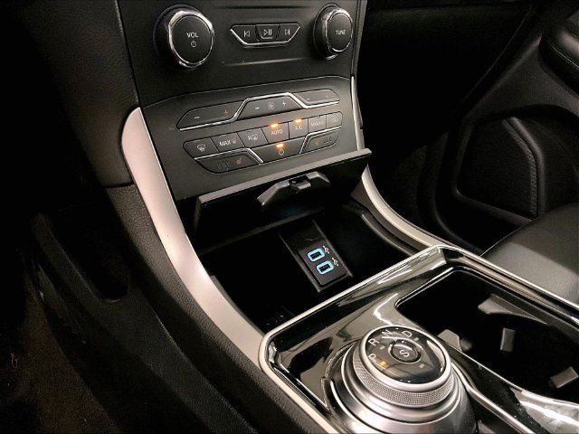 Used 2020 Ford Edge SEL w/ Convenience Package AWD/4WD image 31