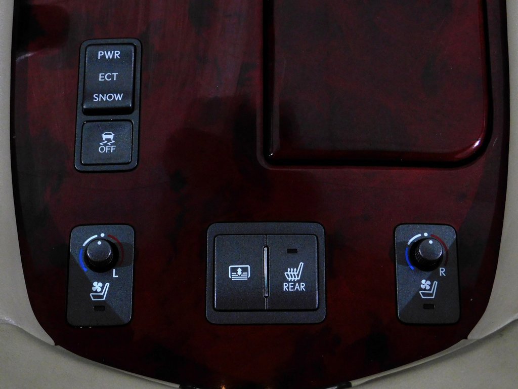 Used 2008 Lexus LS 460 image 47