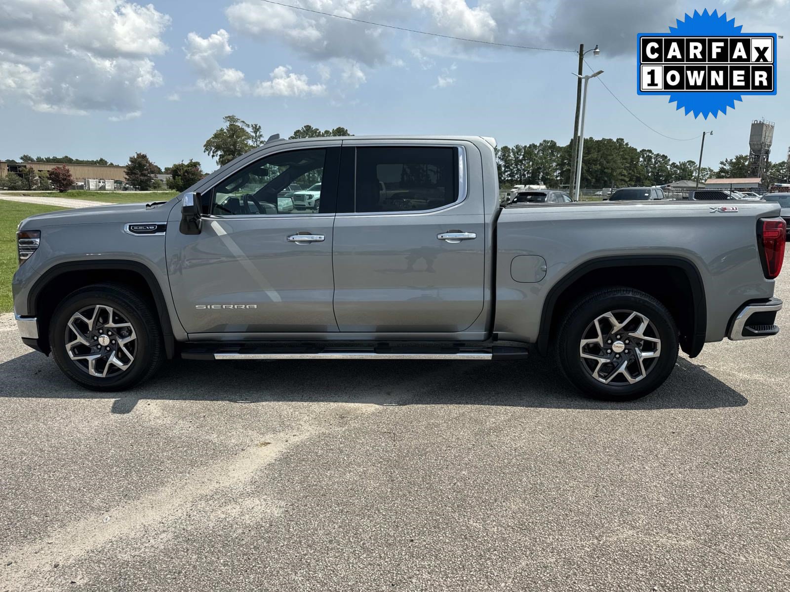 Used 2023 GMC Sierra 1500 SLT w/ SLT Premium Plus Package AWD/4WD image 7