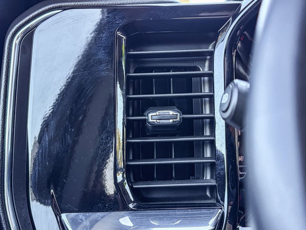 Used 2024 GMC Sierra 1500 SLE image 46