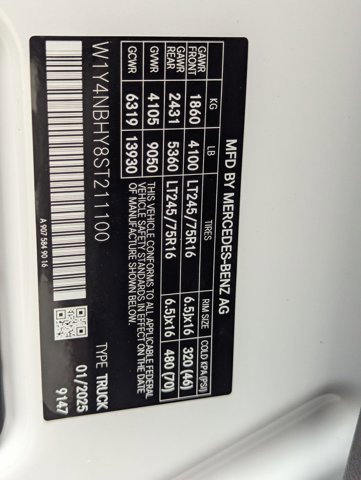 Used 2025 Mercedes-Benz Sprinter 2500 image 22