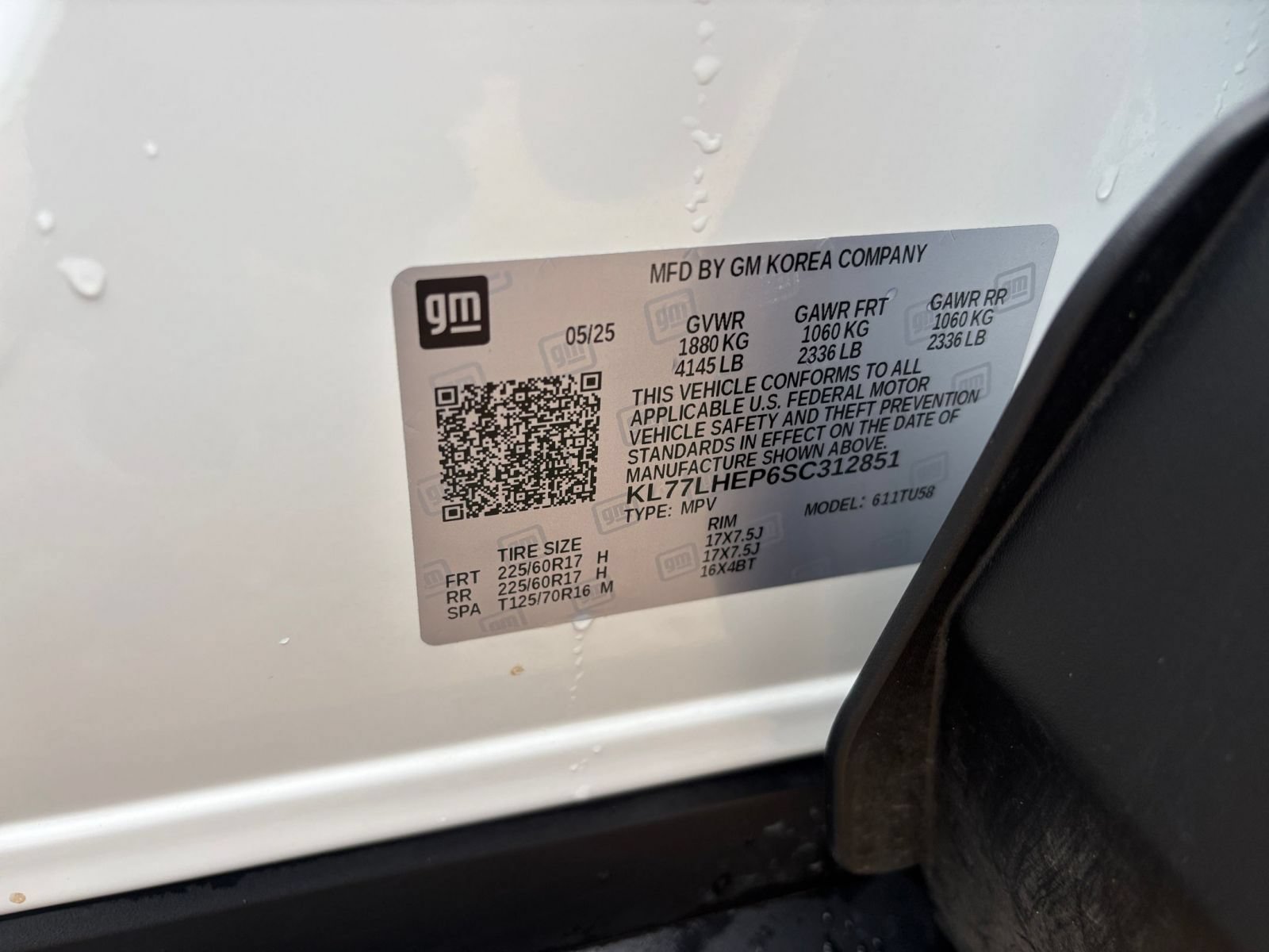 Used 2025 Chevrolet Trax LT FWD image 28