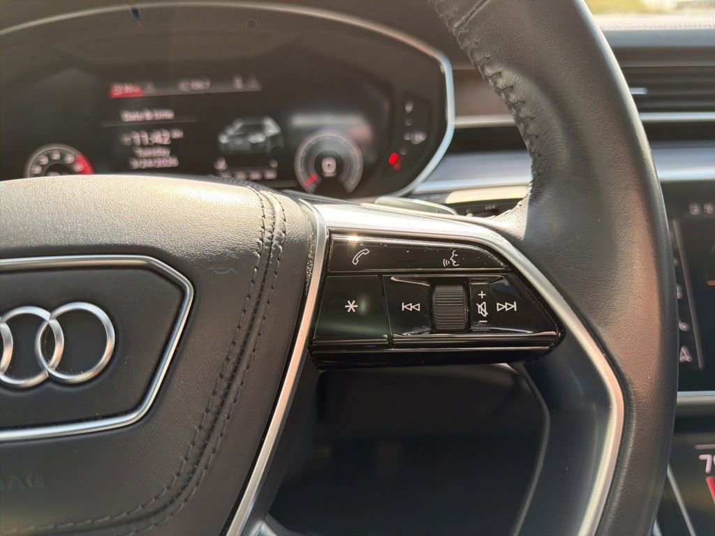 Used 2021 Audi A8 L 3.0T w/ Luxury Package image 26