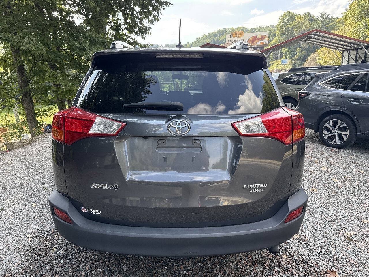 Used 2013 Toyota RAV4 Limited AWD/4WD image 6