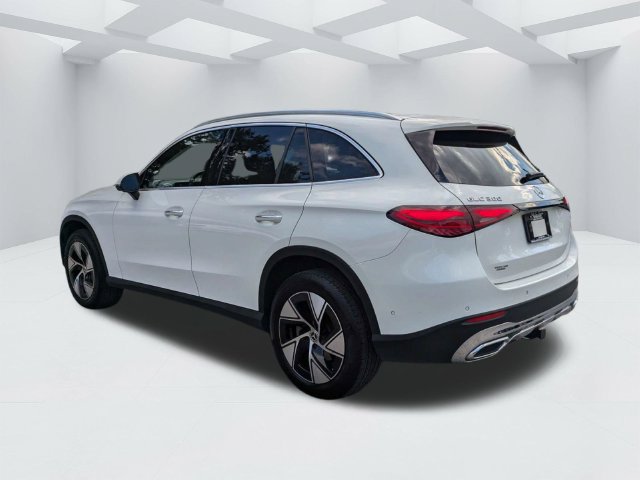 Used 2023 Mercedes-Benz GLC 300 w/ Exclusive Trim Package image 7