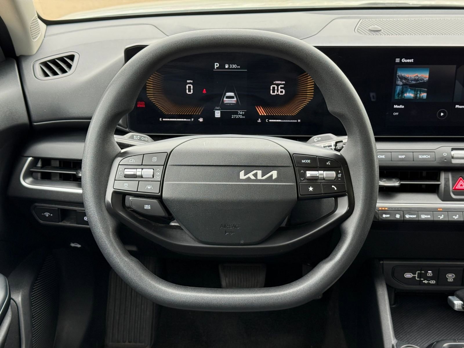 Used 2025 Kia K4 FWD image 29
