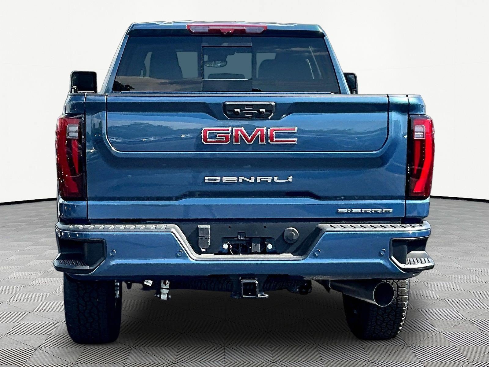 New 2026 GMC Sierra 3500 Denali w/ Denali Reserve Package AWD/4WD image 5