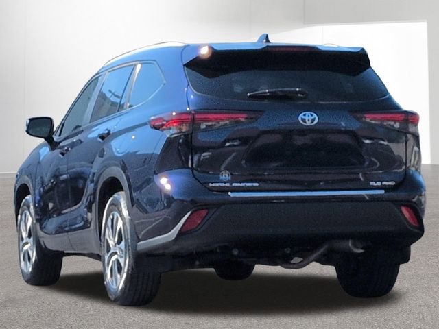 Certified 2025 Toyota Highlander XLE AWD/4WD image 7
