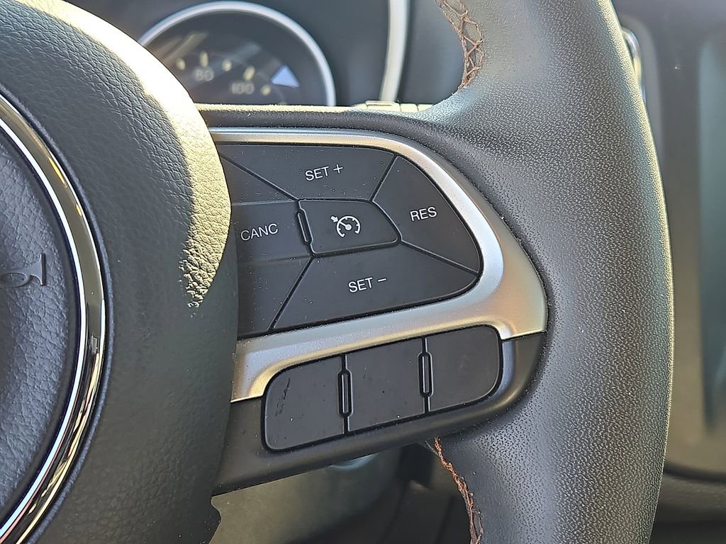 Used 2021 Jeep Compass Latitude AWD/4WD image 21