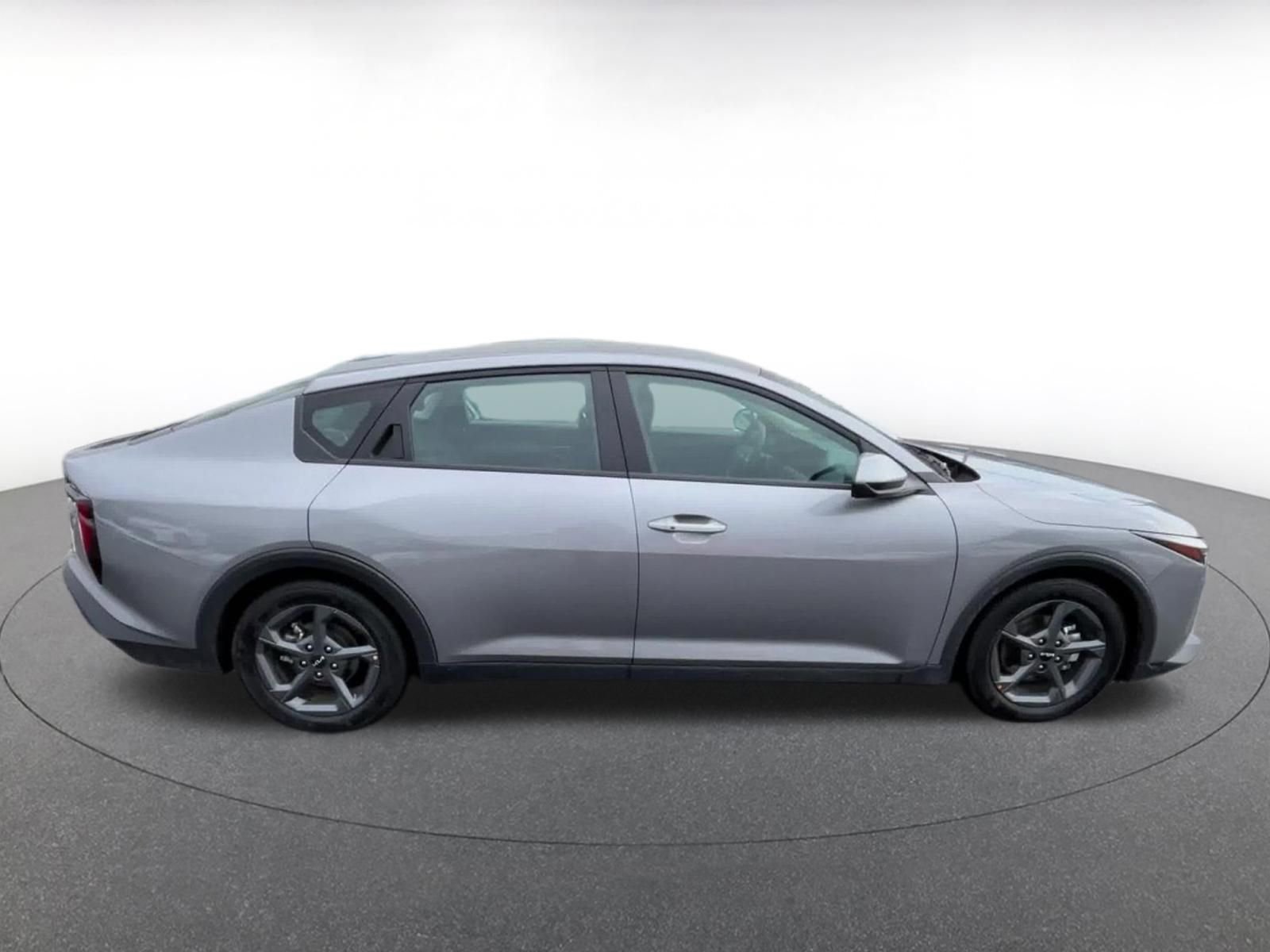 Used 2025 Kia K4 FWD image 16