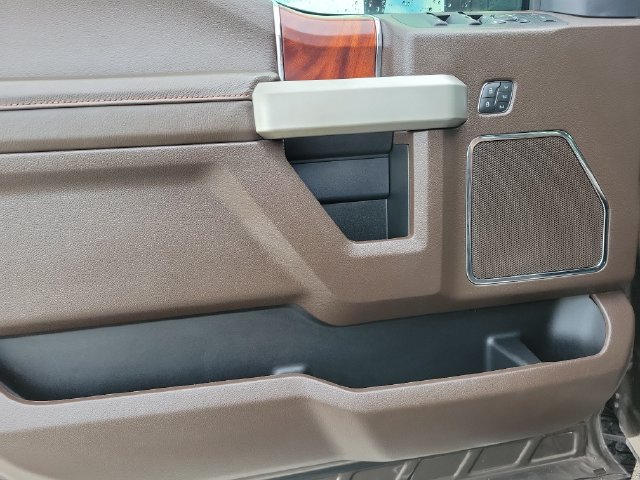 Certified 2022 Ford F250 King Ranch w/ Chrome Package AWD/4WD image 22