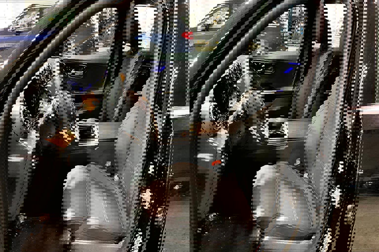 Used 2024 Mercedes-Benz C 300 C 300 image 9