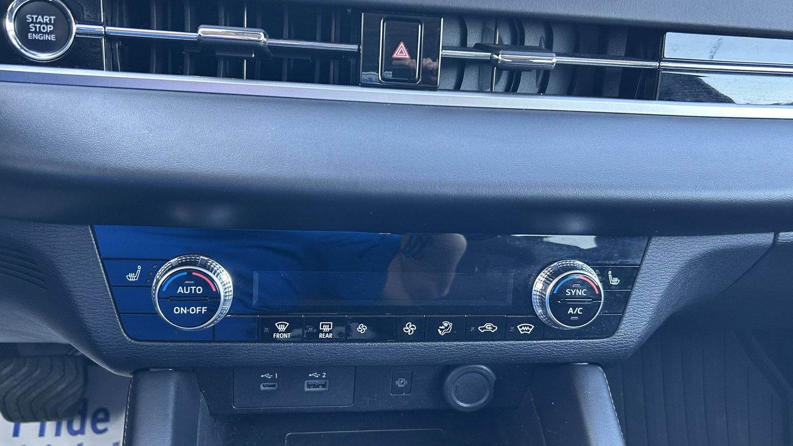 Used 2024 Mitsubishi Outlander SE image 30