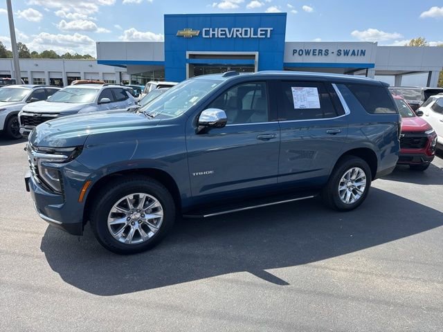 Used 2025 Chevrolet Tahoe Premier AWD/4WD image 1
