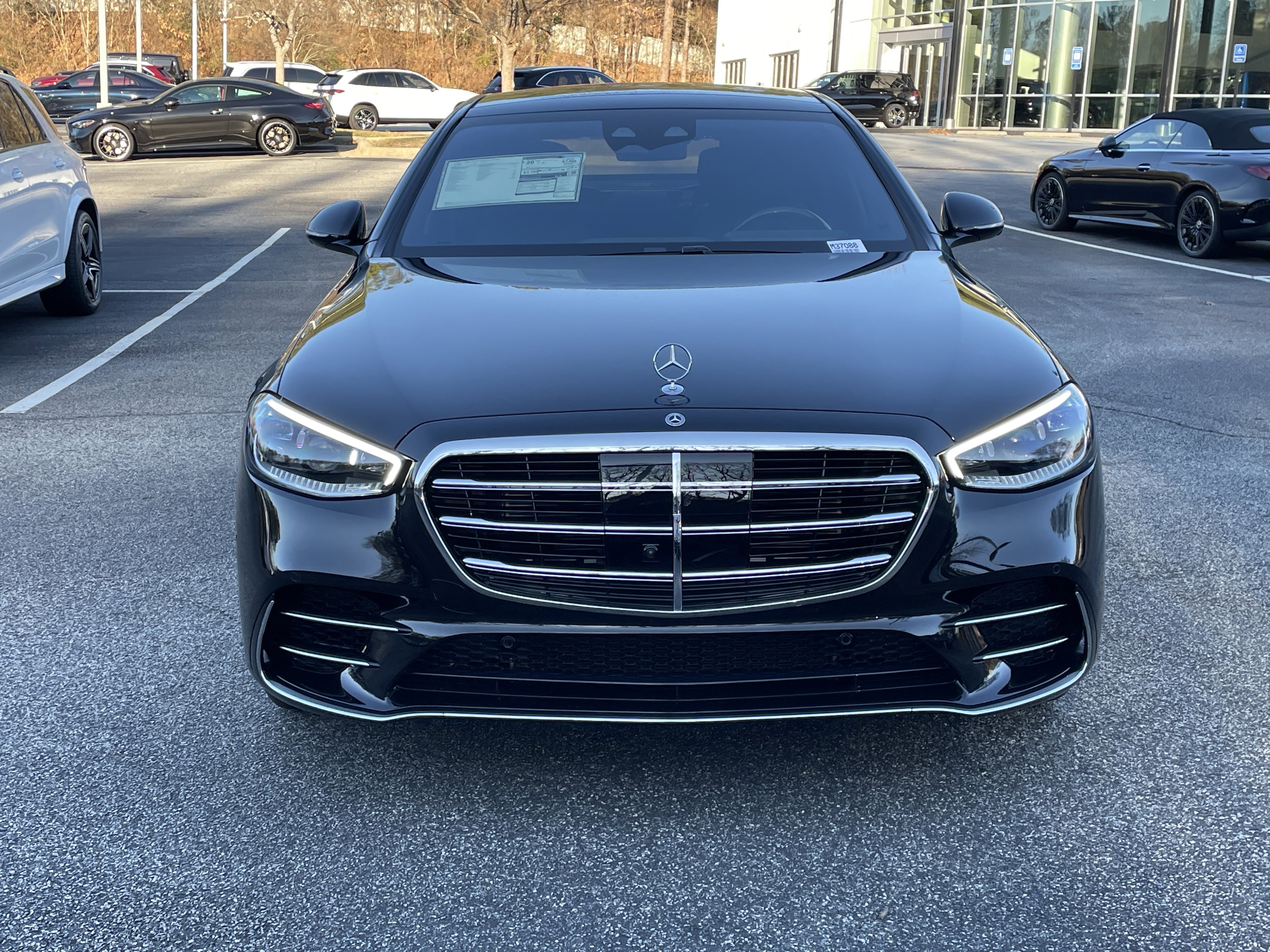 New 2026 Mercedes-Benz S 580 4MATIC Sedan image 3