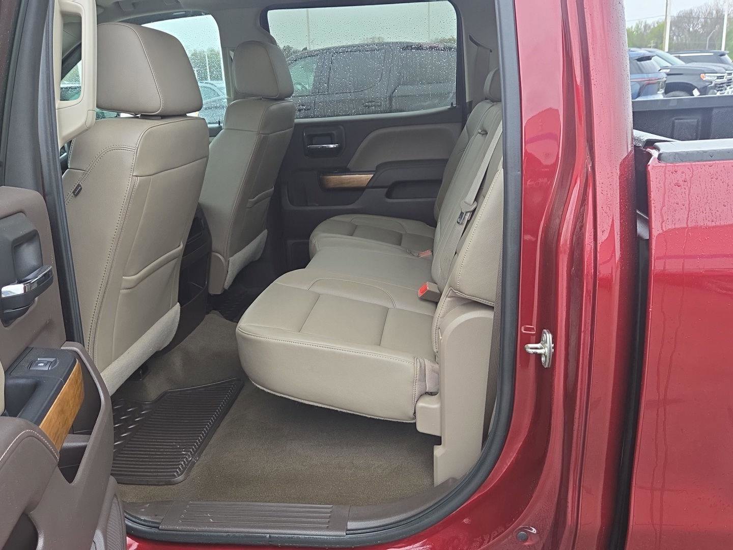 Used 2016 Chevrolet Silverado 1500 LTZ w/ Sport Package AWD/4WD image 13
