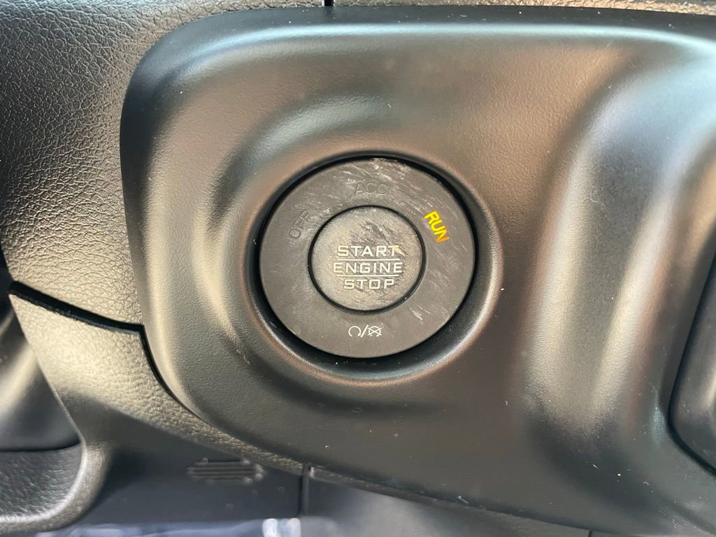 Used 2023 Jeep Wrangler Unlimited Sahara w/ Cold Weather Group image 8