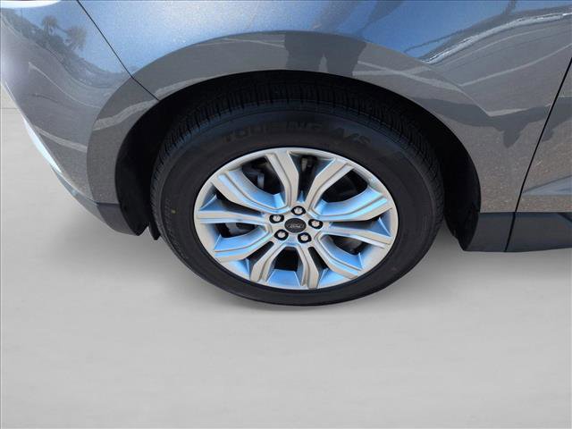 Used 2024 Ford Edge Titanium image 23