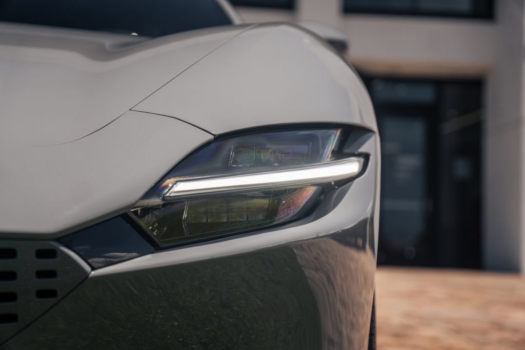 Used 2022 Ferrari Roma RWD image 12