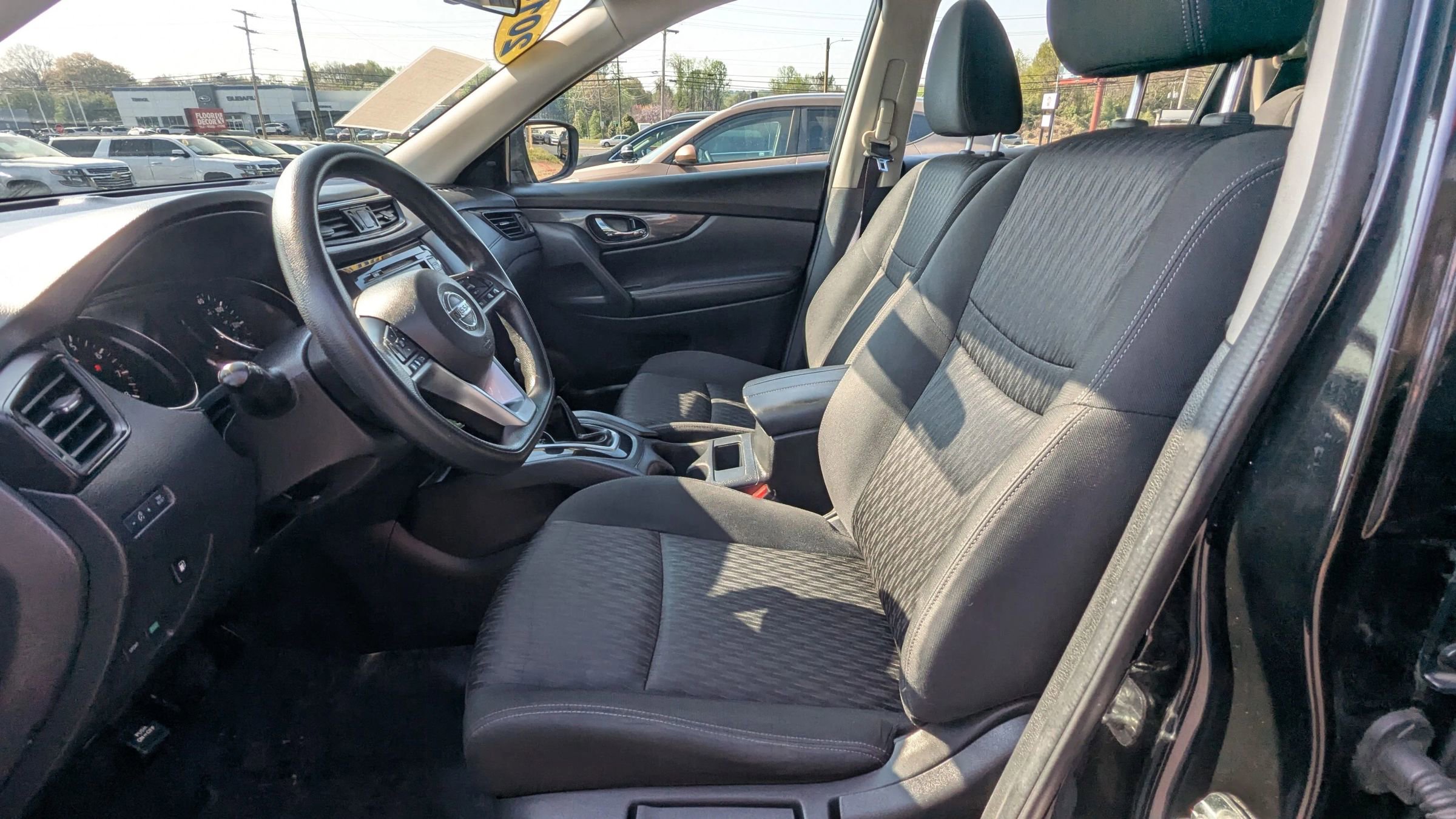 Used 2018 Nissan Rogue S FWD image 16
