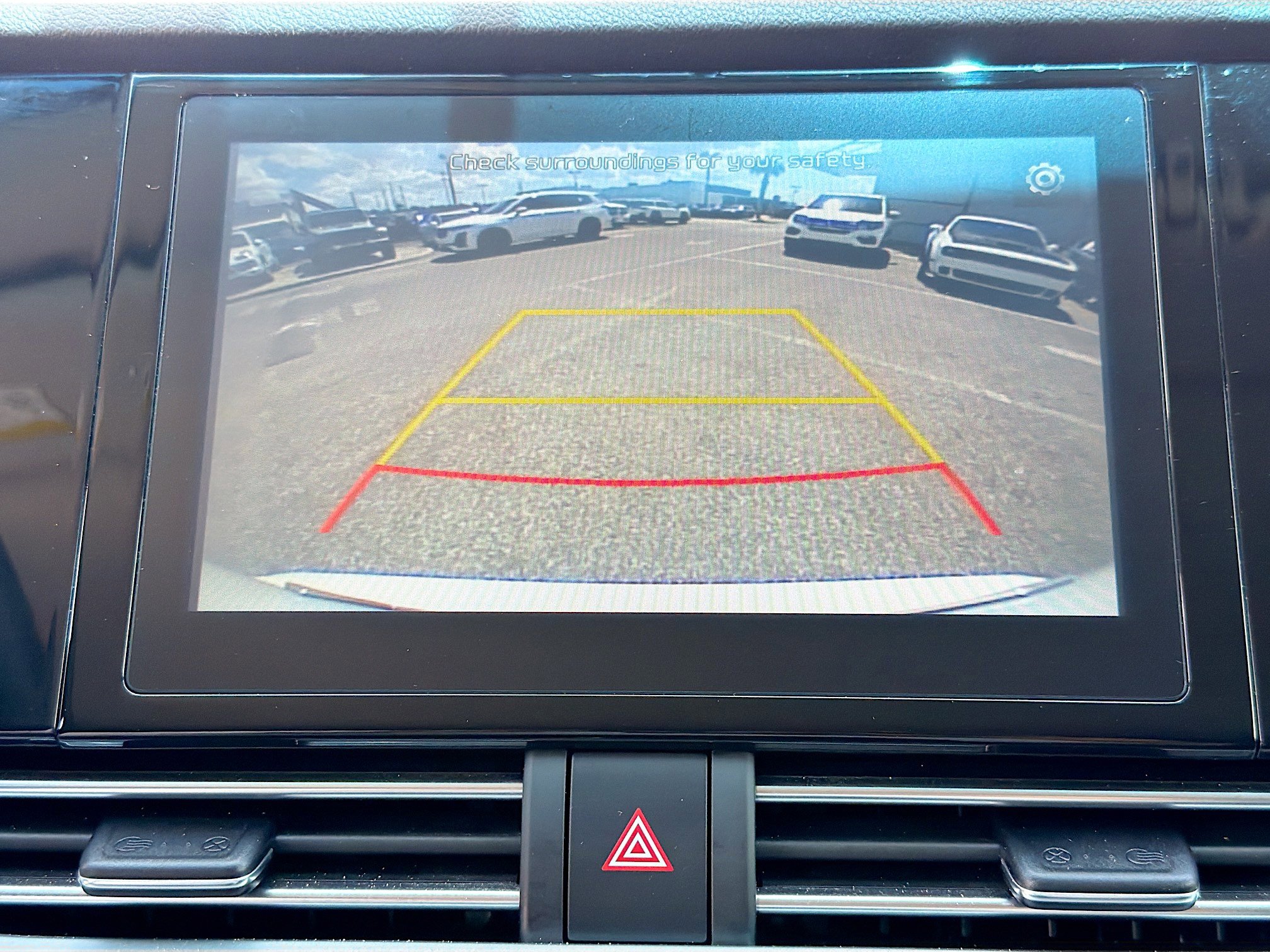 Used 2022 Kia Niro LX FWD image 26