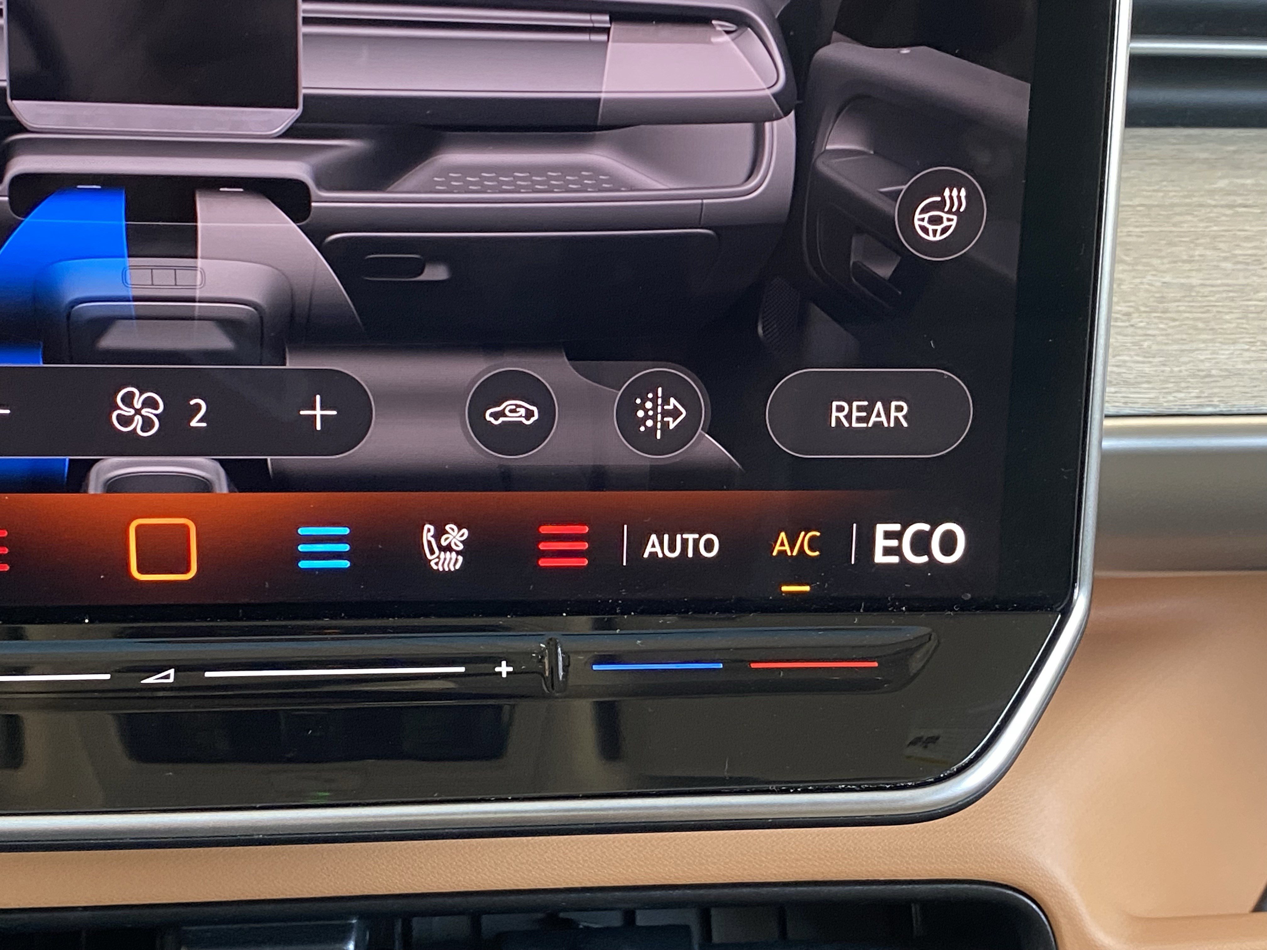 Used 2025 Volkswagen ID. Buzz 1st Edition image 28