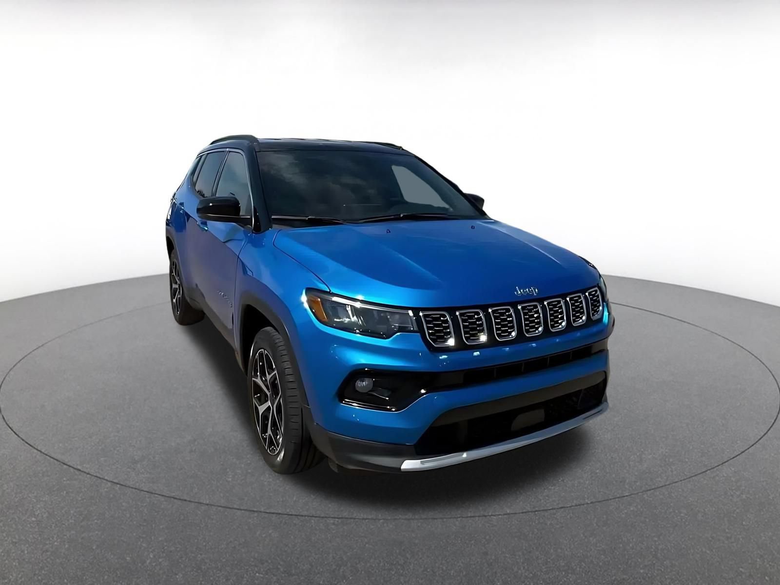 Used 2025 Jeep Compass Limited AWD/4WD image 3