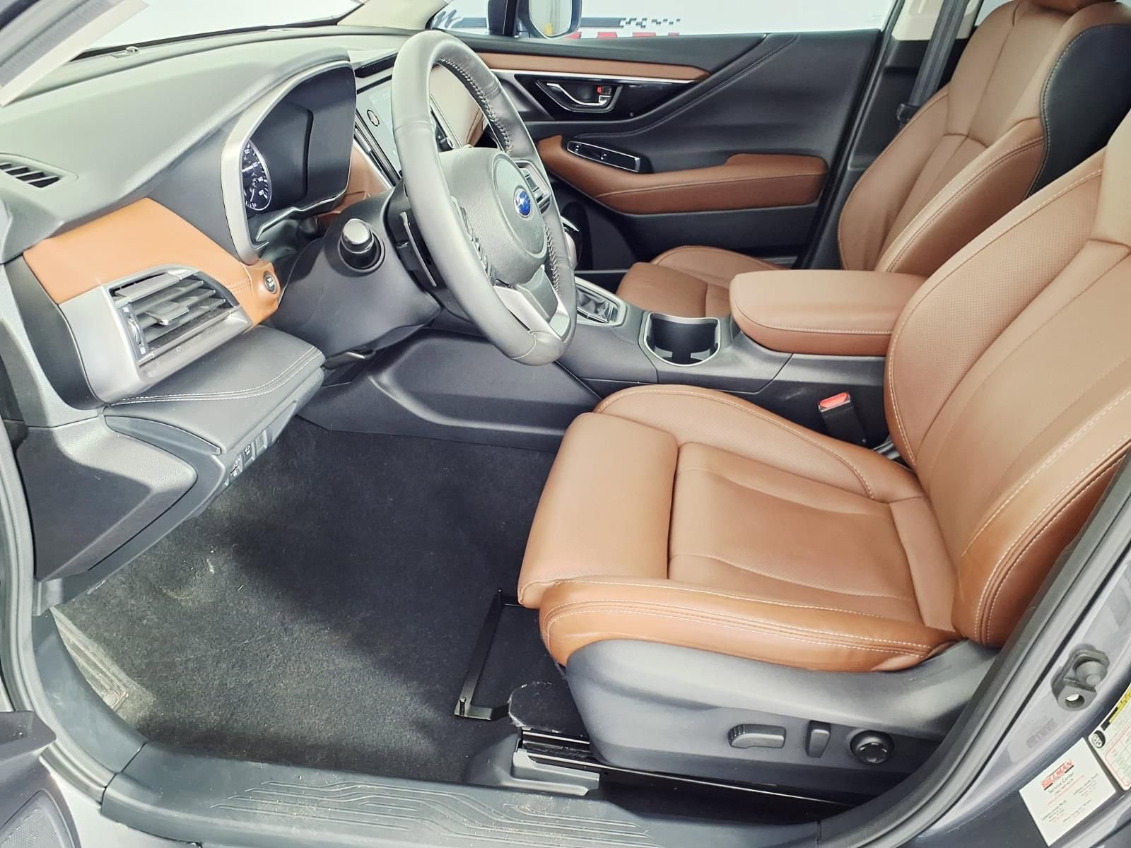 Certified 2025 Subaru Outback Touring XT w/ Popular Package #2 image 14