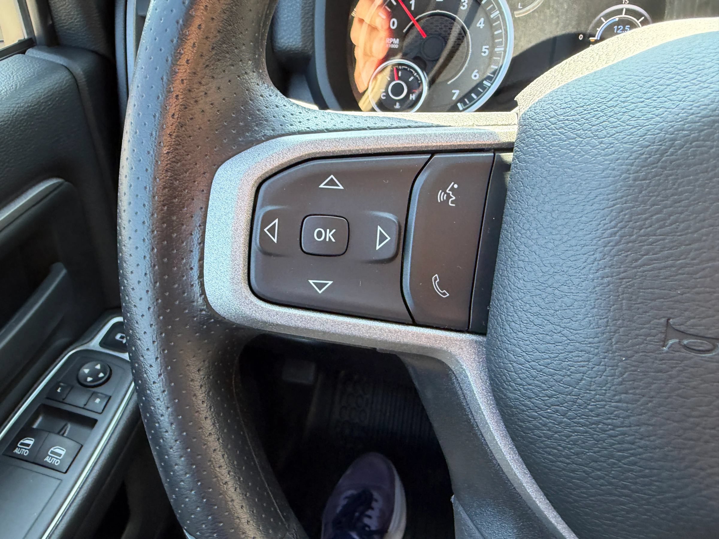 Used 2024 RAM 3500 Tradesman AWD/4WD image 19