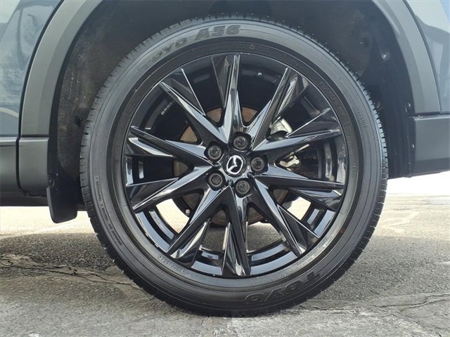 Certified 2025 MAZDA CX-5 Carbon Edition image 9