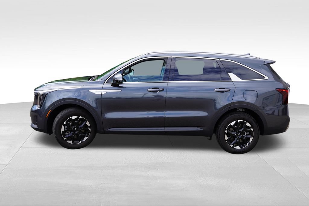 Certified 2024 Kia Sorento S w/ Panoramic Sunroof Package AWD/4WD image 9