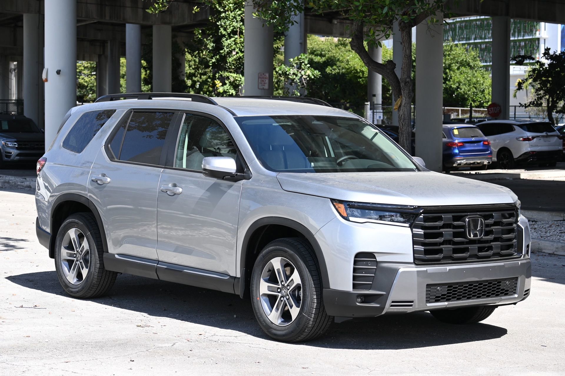 New 2026 Honda Pilot EX-L image 3