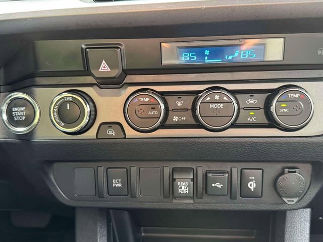 Used 2023 Toyota Tacoma TRD Off-Road image 28