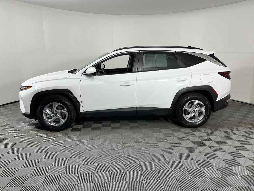 Used 2024 Hyundai Tucson SEL FWD image 2