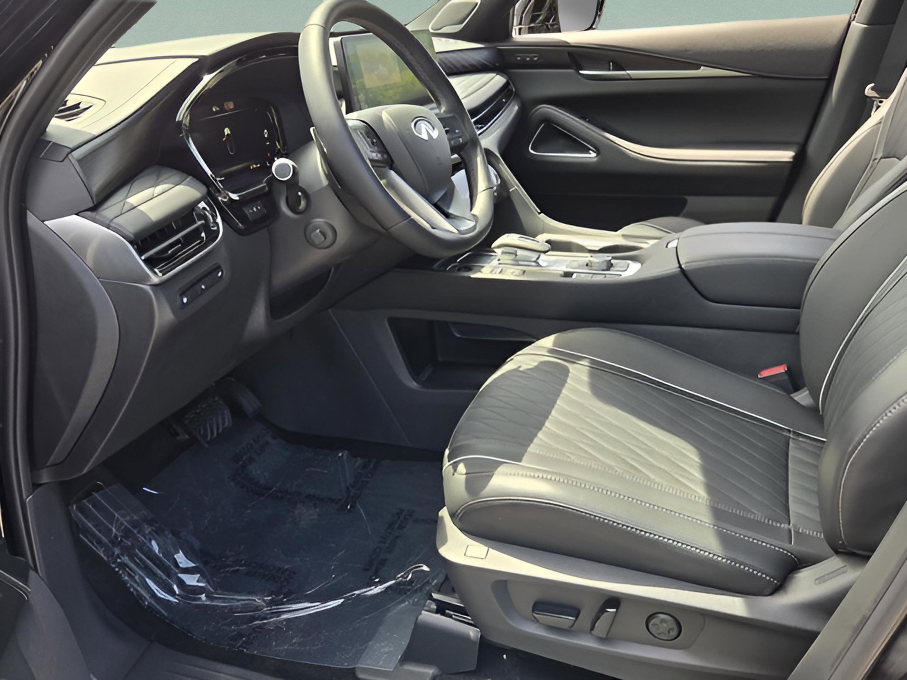 Used 2026 INFINITI QX60 Autograph w/ Dark Cargo Package image 28