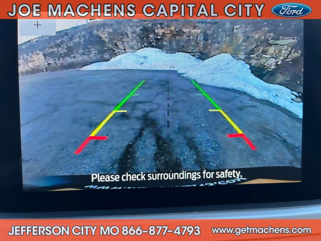 Certified 2022 Ford Escape SE w/ SE Sport Appearance Package image 23