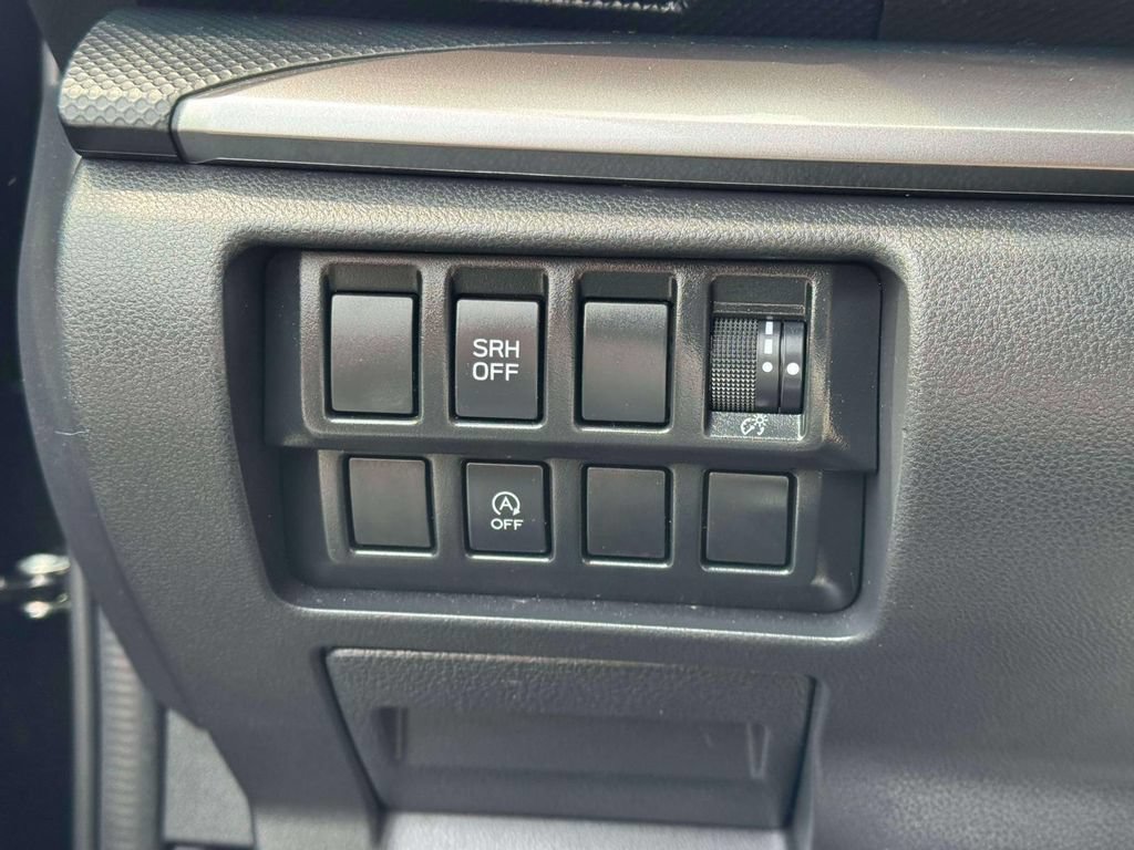 Used 2023 Subaru Forester Premium AWD/4WD image 23