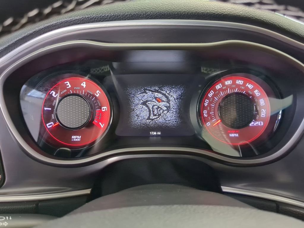 Used 2019 Dodge Challenger SRT Hellcat Redeye image 15