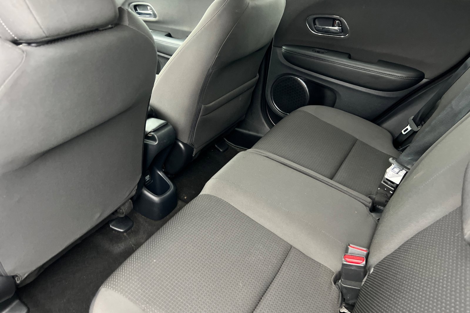 Used 2022 Honda HR-V EX image 11