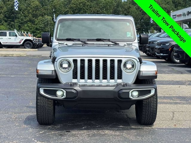 Used 2023 Jeep Gladiator Overland w/ LED Lighting Group AWD/4WD image 29