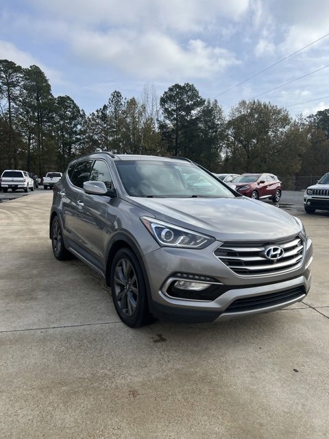 Used 2018 Hyundai Santa Fe Sport image 2