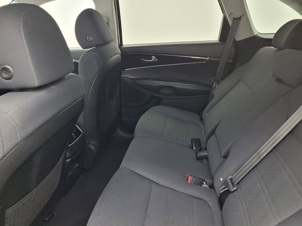Used 2019 Kia Sorento LX w/ Option Group 020 image 18
