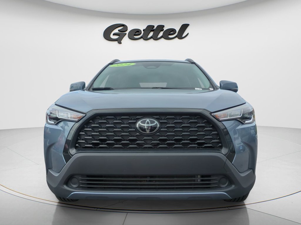 Used 2024 Toyota Corolla Cross LE FWD image 2